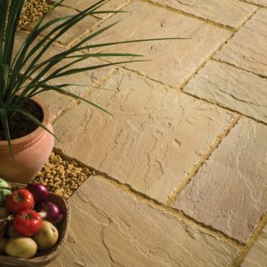 Flagstone old cotswold paving display