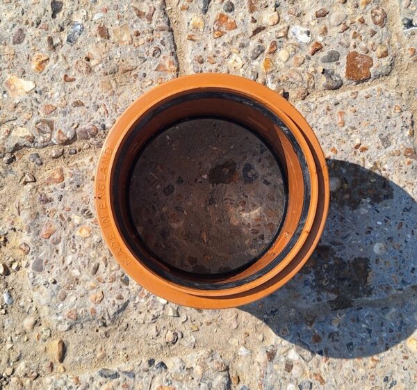 110mm Underground Pipe Double Socket Connector - Image 2